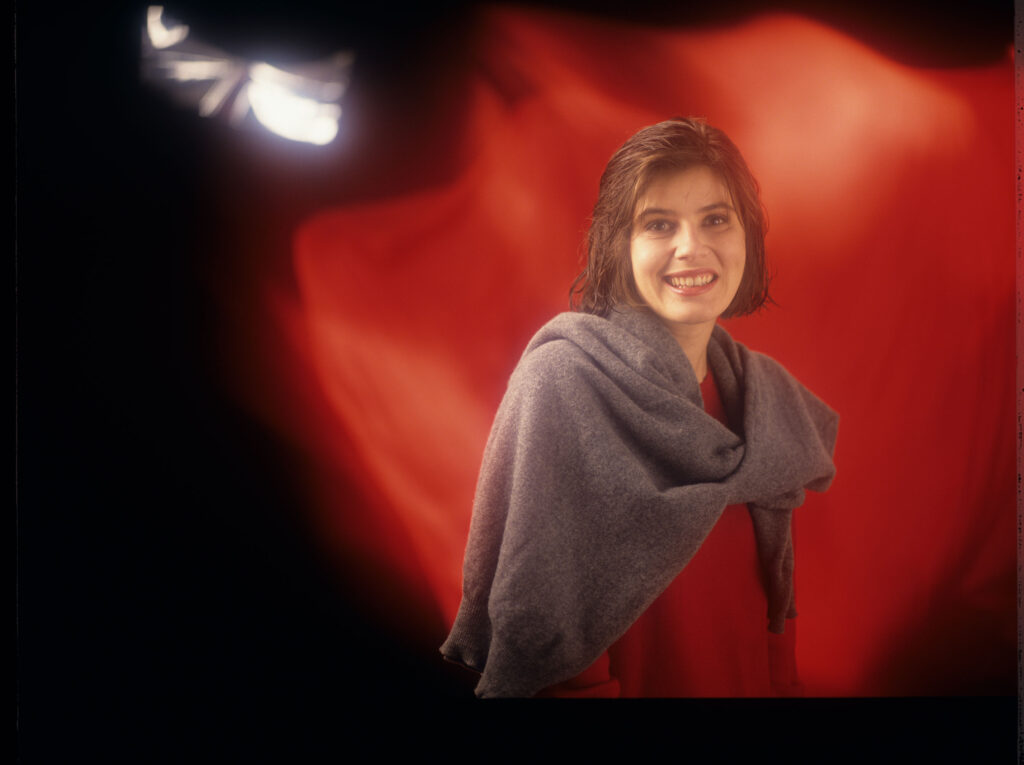 Główna bohaterka filmu Valentine (Irène Jacob).