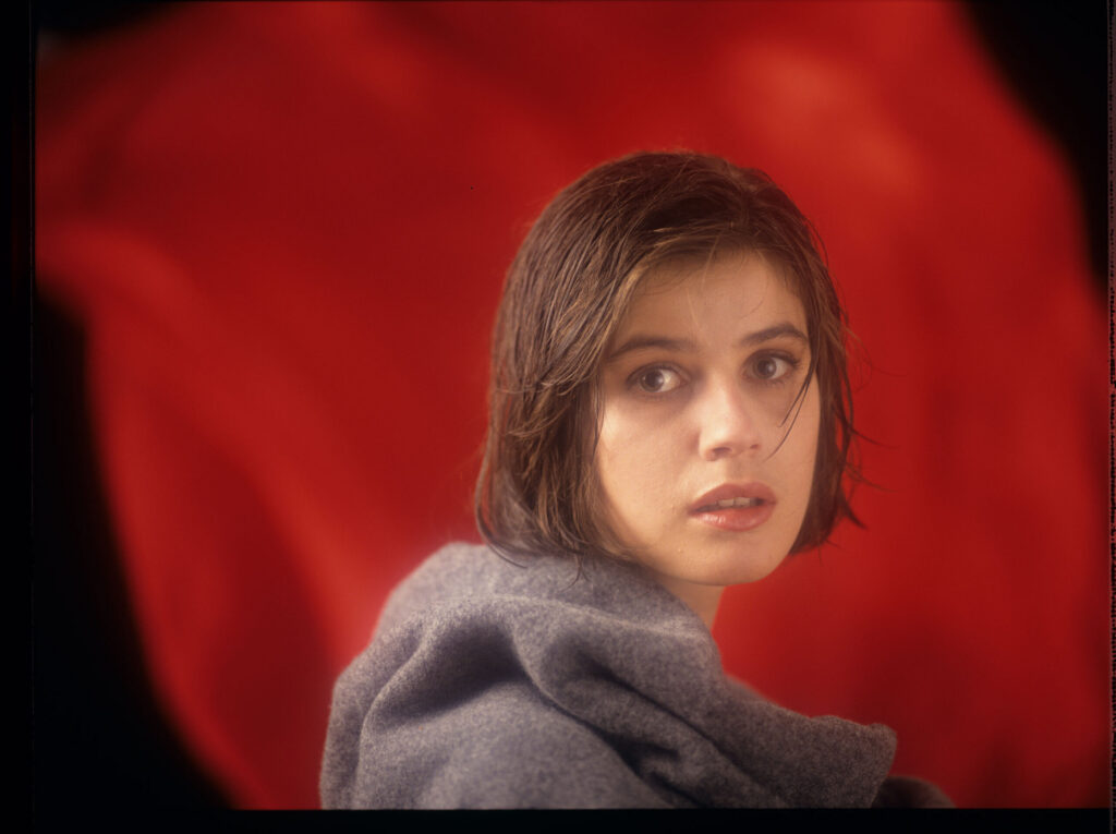 The main character of the movie Valentine (Irène Jacob).