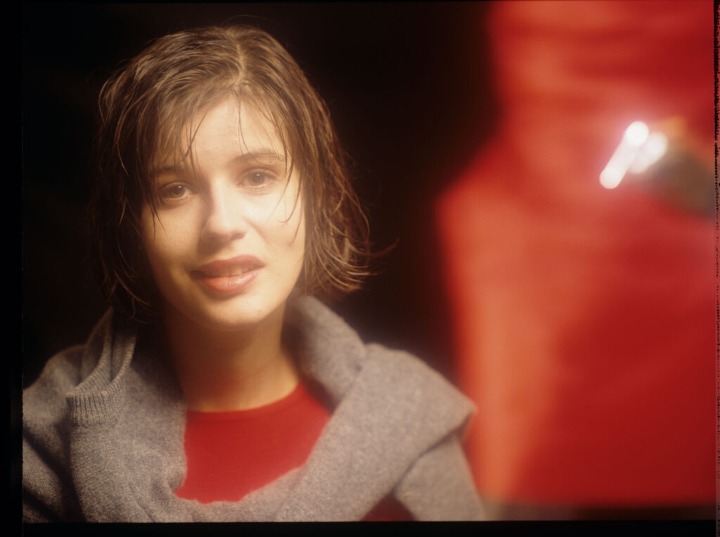 Główna bohaterka filmu Valentine (Irène Jacob).