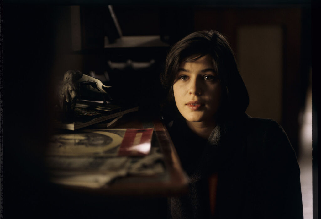 Główna bohaterka filmu Valentine (Irène Jacob).