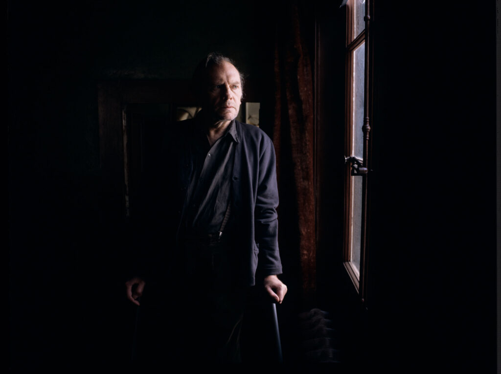 Emerytowany sędzia Joseph Kern (Jean-Louis Trintignant).