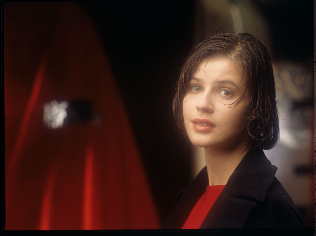 Główna bohaterka filmu Valentine (Irène Jacob).