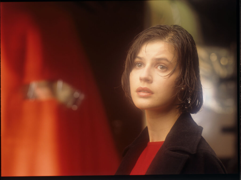 Główna bohaterka filmu Valentine (Irène Jacob).