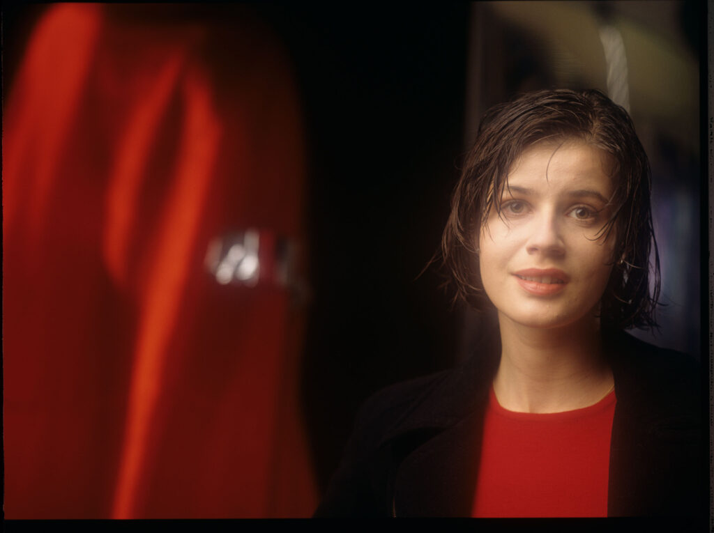 Główna bohaterka filmu Valentine (Irène Jacob).