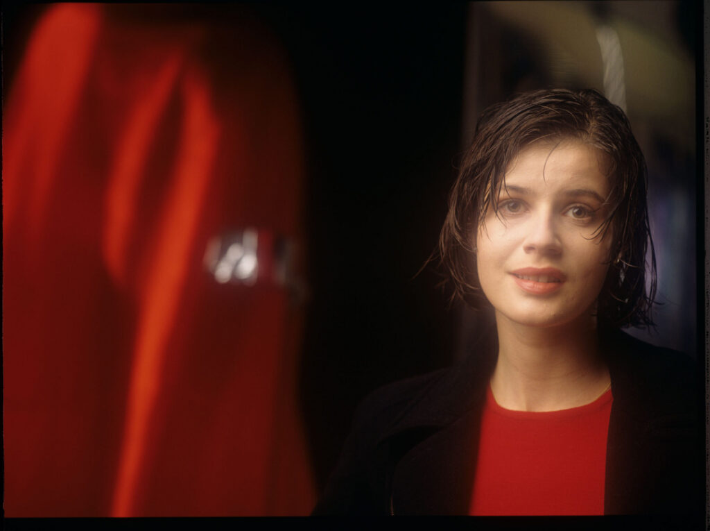 The main character of the movie Valentine (Irène Jacob).