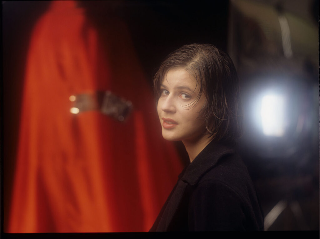 The main character of the movie Valentine (Irène Jacob).
