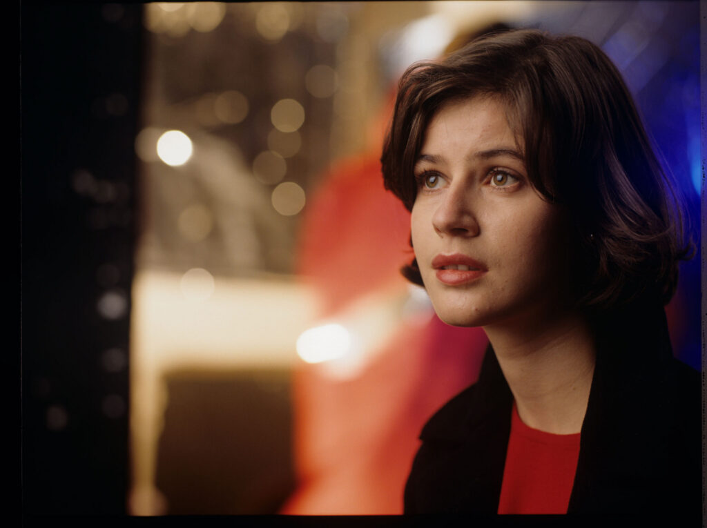The main character of the movie Valentine (Irène Jacob).