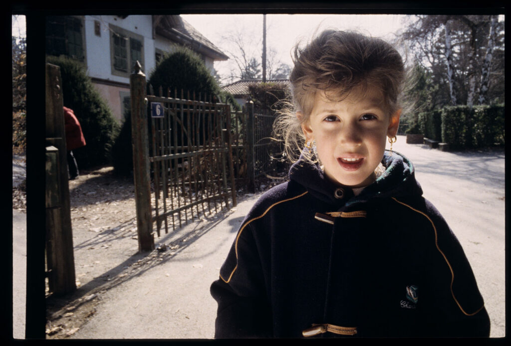A souvenir photo on the set of "Three Colors".