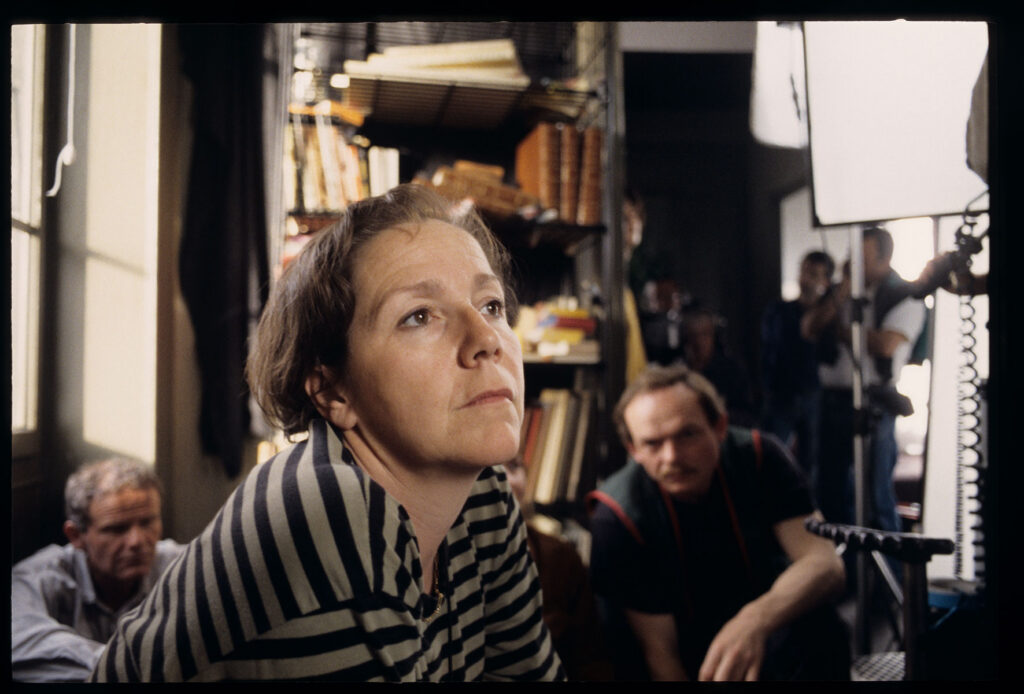 Set secretary Genevieve Dufour, camera assistant Henryk Jedynak and translator Roman Gren on the set.