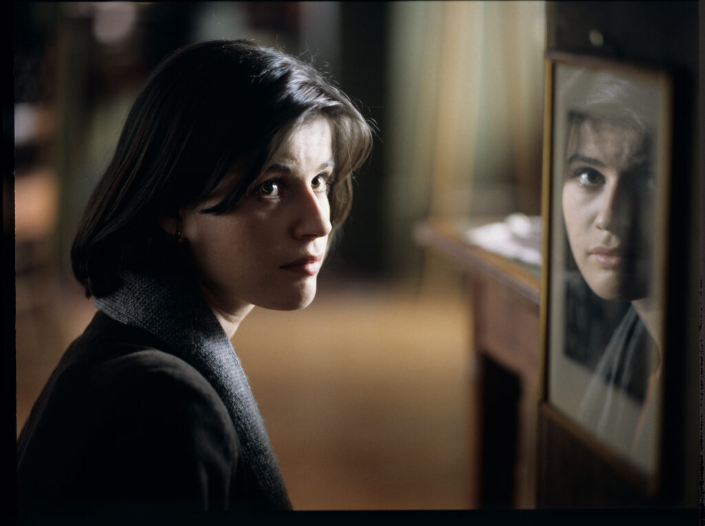 Główna bohaterka filmu Valentine (Irène Jacob).