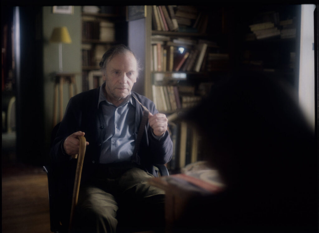 Retired judge Joseph Kern (Jean-Louis Trintignant) and Valentine (Irène Jacob) in the judge's apartment.
