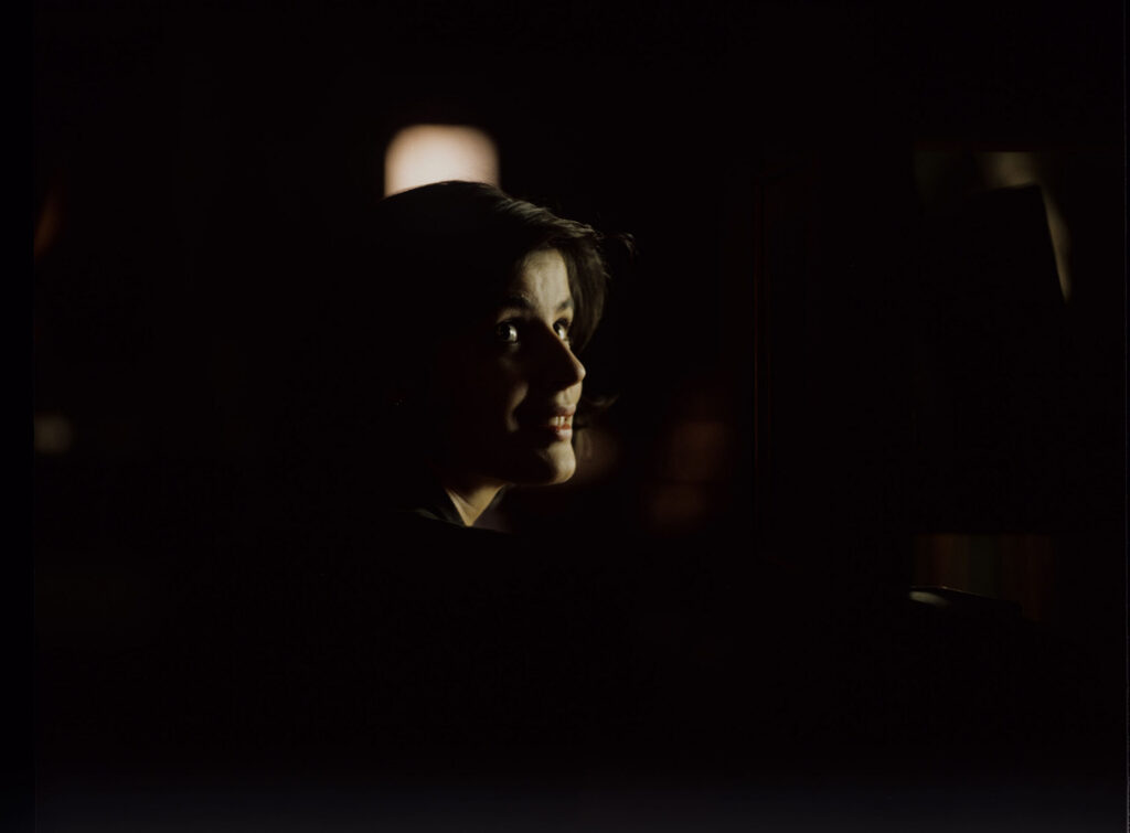 The main character of the movie Valentine (Irène Jacob).