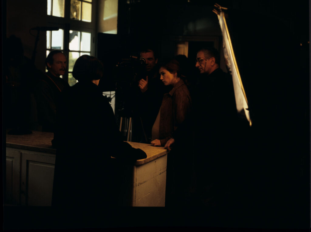 Filming the scene of Julie's conversation with her husband's lover at the de Courcy family's suburban estate.