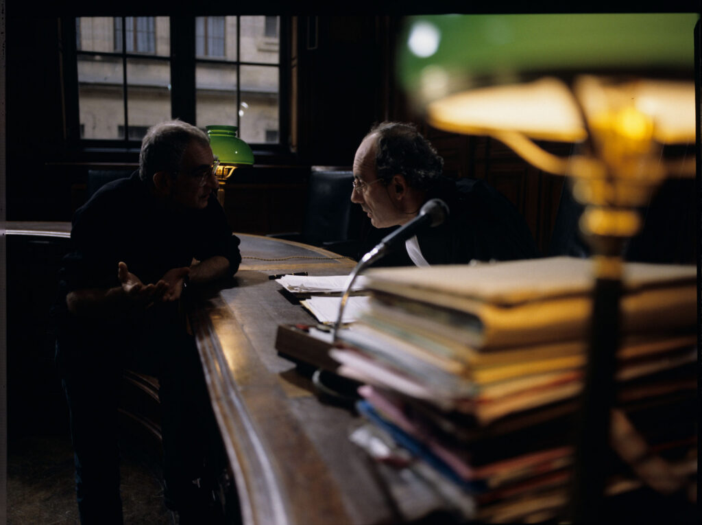 Krzysztof Kieślowski (director) gives directions to actor Philippe Morier-Genoud.