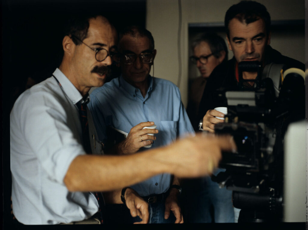 Krzysztof Kieślowski (director) and Sławomir Idziak (cinematographer) while working on the set.