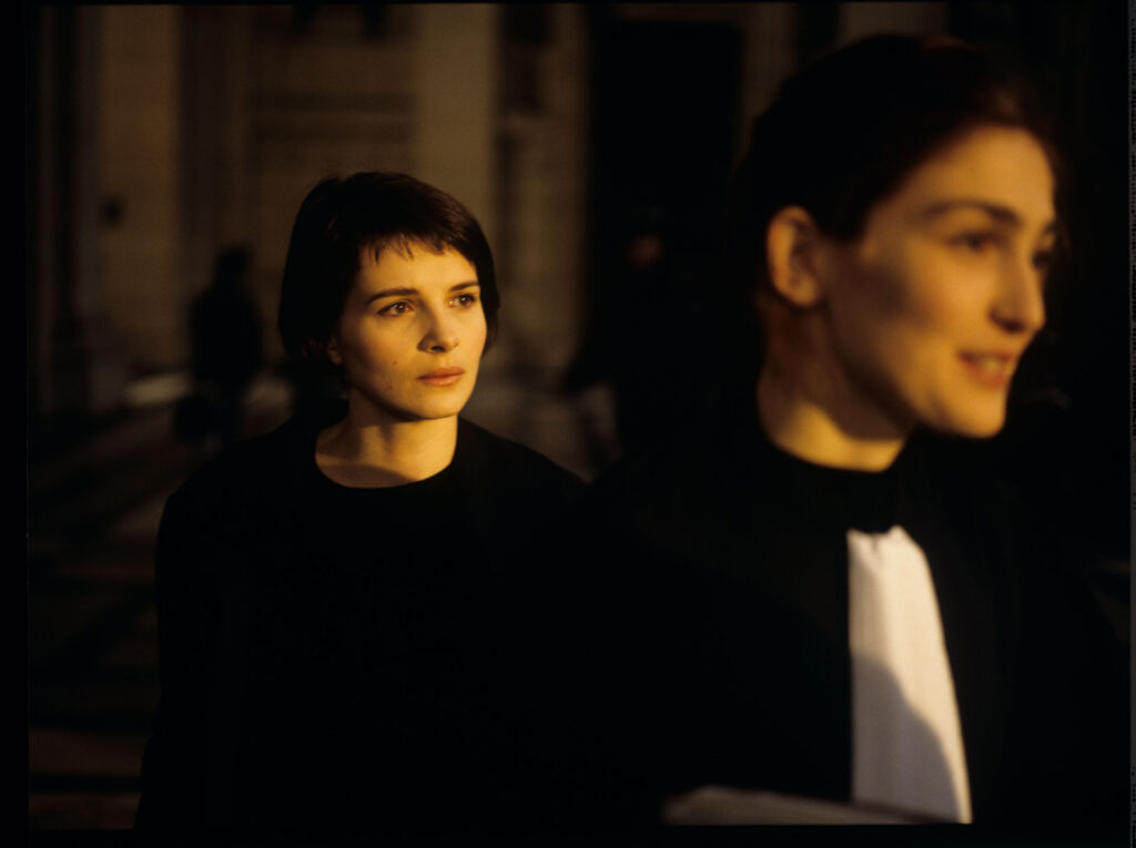 A scene at the Palais de Justice in Paris.