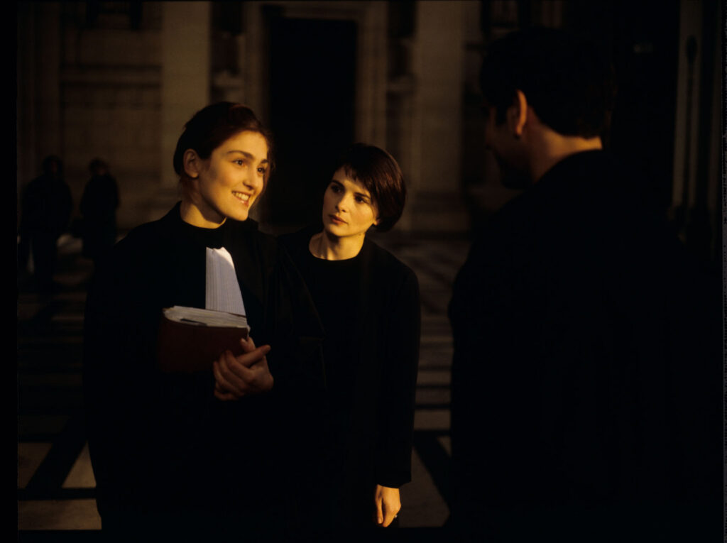 A scene at the Palais de Justice in Paris.