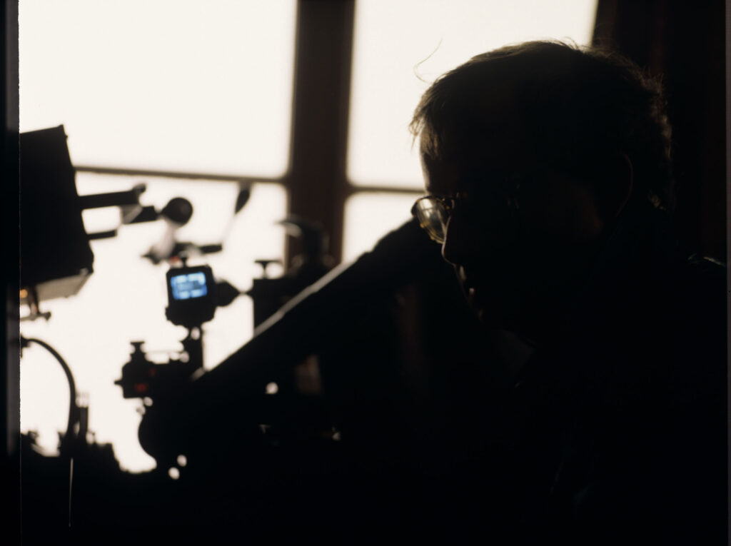 Piotr Sobociński (operator) podczas pracy na planie zdjęciowym.
