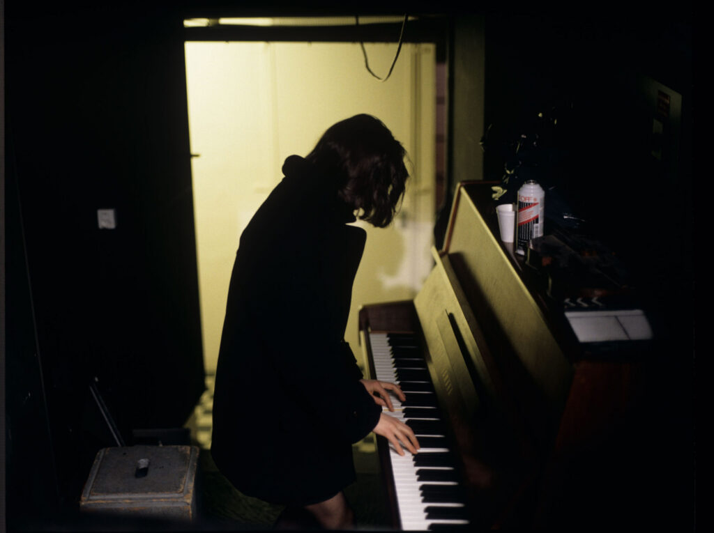 Irène Jacob (actress playing Valentine) on the set.