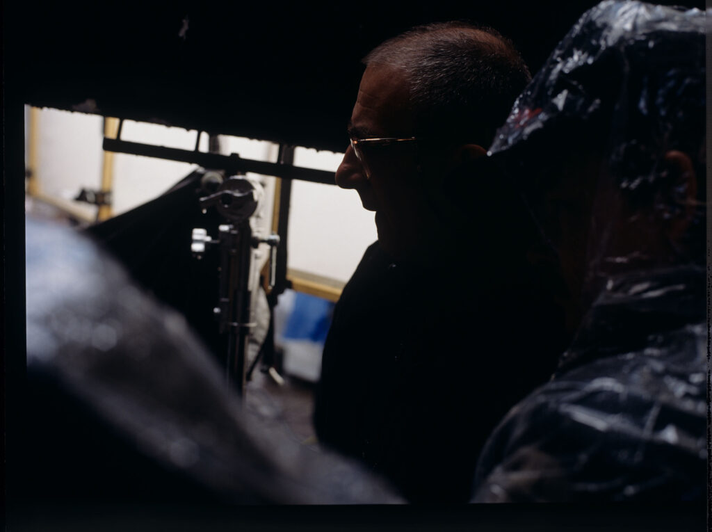 Ekipa filmowa podczas kręcenia sceny rozstania Auguste i Karin. Scena nie ukazała się w filmie.