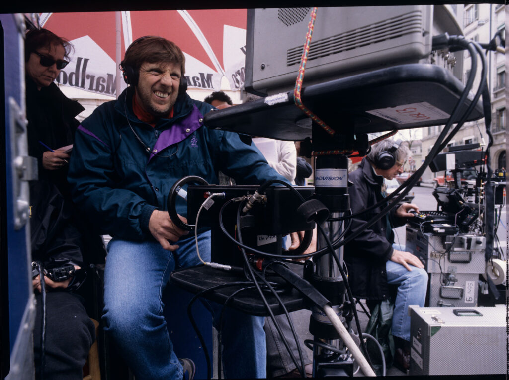 Dźwiękowcy przy pracy na planie zdjęciowym.